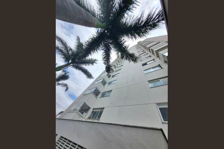 Apartamento à venda com 64m², 2 quartos e 1 vagaFoto 03