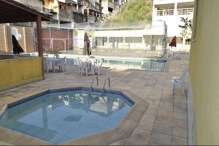 Casa de condomínio à venda com 145m², 2 quartos e 1 vagaÁrea Comum Piscina