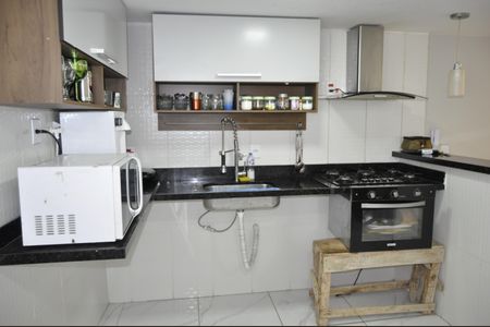 Casa de condomínio à venda com 145m², 2 quartos e 1 vagaCozinha