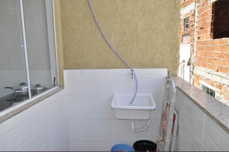 Casa de condomínio à venda com 145m², 2 quartos e 1 vagaÁrea de Serviço