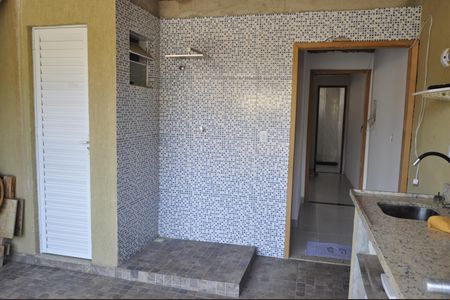 Casa de condomínio à venda com 145m², 2 quartos e 1 vagaÁrea Comum