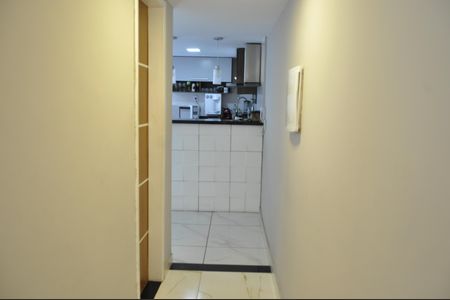 Casa de condomínio à venda com 145m², 2 quartos e 1 vagaCorredor Cozinha