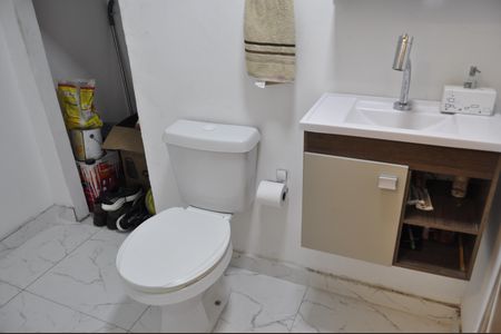 Casa de condomínio à venda com 145m², 2 quartos e 1 vagaLavabo