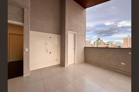 Apartamento à venda com 143m², 3 quartos e 2 vagasLavanderia