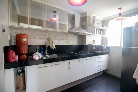 Apartamento à venda com 104m², 2 quartos e 1 vaga Apartamento à venda com 104m², 2 quartos e 1 vagaCozinha