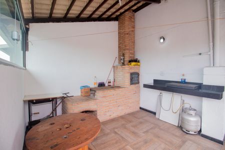 Apartamento à venda com 104m², 2 quartos e 1 vaga Apartamento à venda com 104m², 2 quartos e 1 vagaEspaço Gourmet