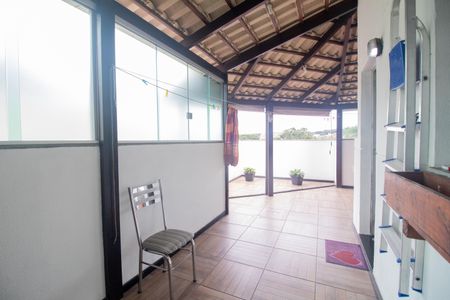 Apartamento à venda com 104m², 2 quartos e 1 vaga Apartamento à venda com 104m², 2 quartos e 1 vagaÁrea de Serviço