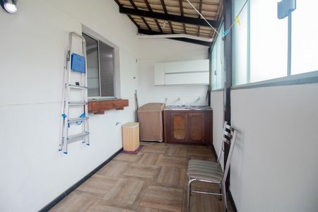 Apartamento à venda com 104m², 2 quartos e 1 vaga Apartamento à venda com 104m², 2 quartos e 1 vagaÁrea de Serviço