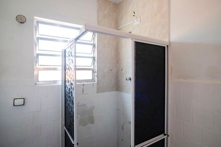 Casa à venda com 188m², 4 quartos e 2 vagasBanheiro 2