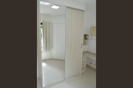 Apartamento à venda com 100m², 2 quartos e 2 vagas Apartamento à venda com 100m², 2 quartos e 2 vagasQuarto 2