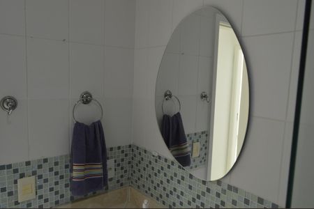 Apartamento à venda com 100m², 2 quartos e 2 vagas Apartamento à venda com 100m², 2 quartos e 2 vagasBanheiro