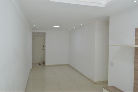 Apartamento à venda com 100m², 2 quartos e 2 vagas Apartamento à venda com 100m², 2 quartos e 2 vagasSala