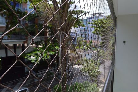 Apartamento à venda com 100m², 2 quartos e 2 vagas Apartamento à venda com 100m², 2 quartos e 2 vagasVista da Varanda