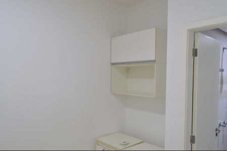 Apartamento à venda com 100m², 2 quartos e 2 vagas Apartamento à venda com 100m², 2 quartos e 2 vagasQuarto de Serviço