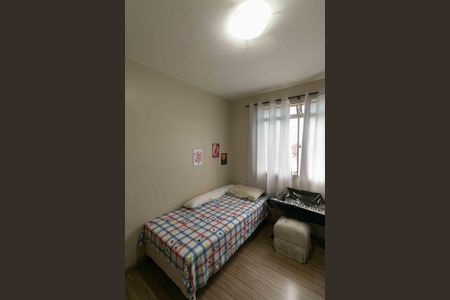 Apartamento à venda com 180m², 3 quartos e 2 vagas Apartamento à venda com 180m², 3 quartos e 2 vagasQuarto 1