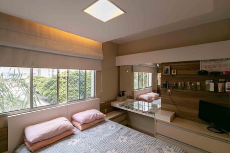 Apartamento à venda com 180m², 3 quartos e 2 vagas Apartamento à venda com 180m², 3 quartos e 2 vagasQuarto 2 Suite
