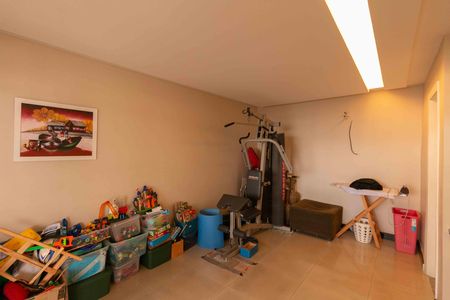 Apartamento à venda com 180m², 3 quartos e 2 vagas Apartamento à venda com 180m², 3 quartos e 2 vagasSala de Estar