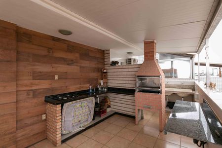 Apartamento à venda com 180m², 3 quartos e 2 vagas Apartamento à venda com 180m², 3 quartos e 2 vagasVaranda gourmet
