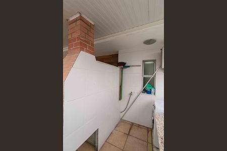 Apartamento à venda com 180m², 3 quartos e 2 vagas Apartamento à venda com 180m², 3 quartos e 2 vagasÁrea de Serviço