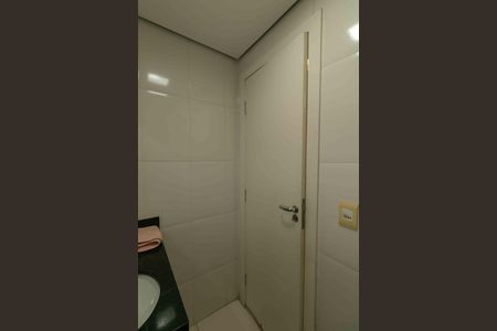 Apartamento à venda com 180m², 3 quartos e 2 vagas Apartamento à venda com 180m², 3 quartos e 2 vagasLavabo