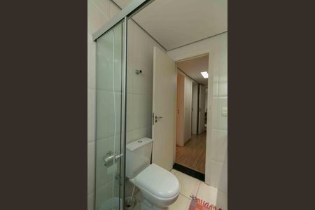 Apartamento à venda com 180m², 3 quartos e 2 vagas Apartamento à venda com 180m², 3 quartos e 2 vagasBanheiro Social