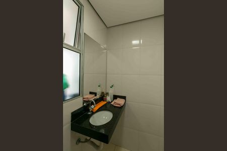 Apartamento à venda com 180m², 3 quartos e 2 vagas Apartamento à venda com 180m², 3 quartos e 2 vagasLavabo