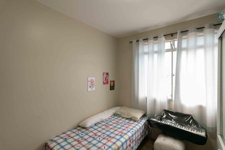 Apartamento à venda com 180m², 3 quartos e 2 vagas Apartamento à venda com 180m², 3 quartos e 2 vagasQuarto 1