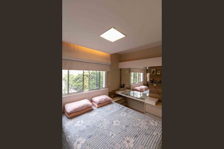Apartamento à venda com 180m², 3 quartos e 2 vagas Apartamento à venda com 180m², 3 quartos e 2 vagasQuarto 2 Suite