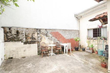 Casa à venda com 100m², 3 quartos e 2 vagas Casa à venda com 100m², 3 quartos e 2 vagasQuintal e Área de Serviço