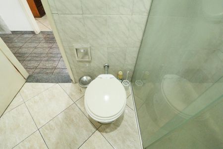 Casa à venda com 100m², 3 quartos e 2 vagas Casa à venda com 100m², 3 quartos e 2 vagasBanheiro