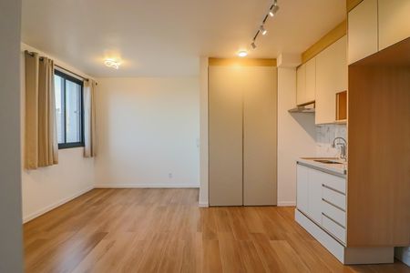 Apartamento para alugar com 33m², 1 quarto e sem vaga Apartamento para alugar com 33m², 1 quarto e sem vagaSala / Cozinha