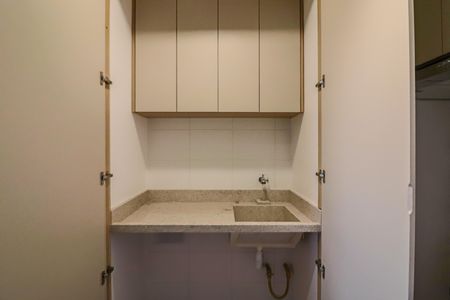 Apartamento para alugar com 33m², 1 quarto e sem vaga Apartamento para alugar com 33m², 1 quarto e sem vagaLavanderia