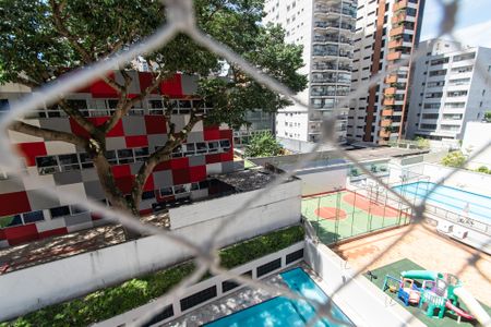 Apartamento à venda com 75m², 2 quartos e 2 vagasVista da varanda