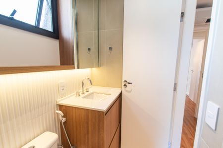 Apartamento à venda com 75m², 2 quartos e 2 vagasBanheiro da suíte 