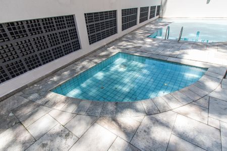 Apartamento à venda com 75m², 2 quartos e 2 vagasPiscina infantil