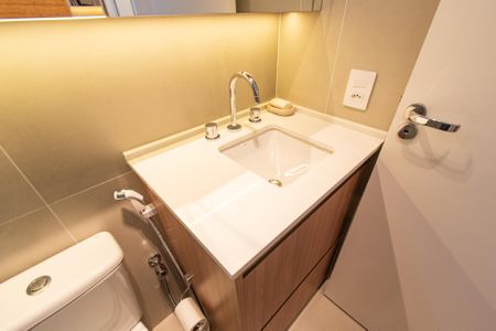 Apartamento à venda com 75m², 2 quartos e 2 vagasBanheiro