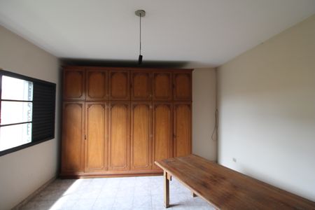 Casa à venda com 336m², 4 quartos e 3 vagasEdícula - Quarto