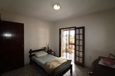 Casa à venda com 336m², 4 quartos e 3 vagasQuarto 1