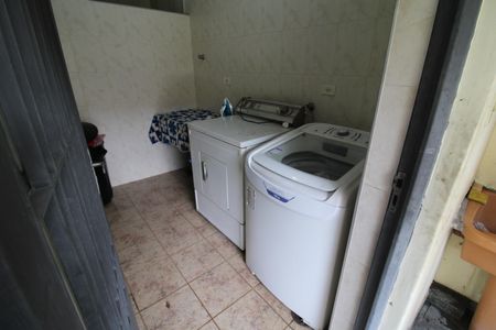 Casa à venda com 336m², 4 quartos e 3 vagasÁrea de Serviço