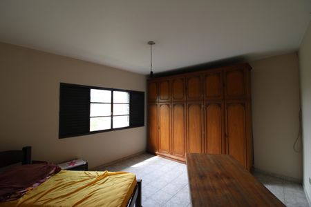 Casa à venda com 336m², 4 quartos e 3 vagasEdícula - Quarto