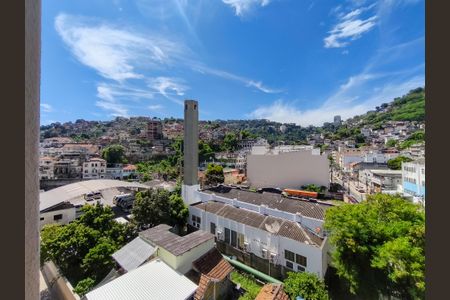 Apartamento para alugar com 50m², 2 quartos e 2 vagas Apartamento para alugar com 50m², 2 quartos e 2 vagasVista do Quarto 2