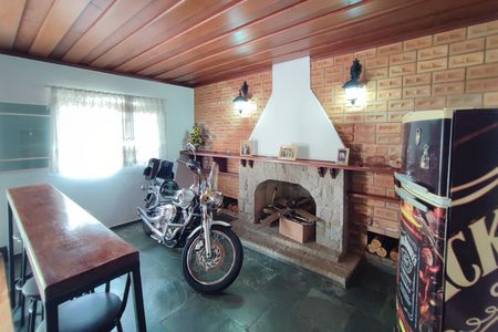 Casa à venda com 178m², 3 quartos e 2 vagasSala de Estar