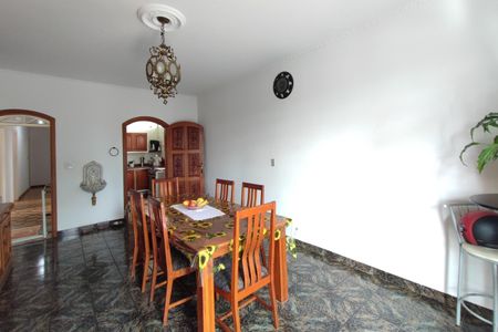 Casa à venda com 178m², 3 quartos e 2 vagasCopa