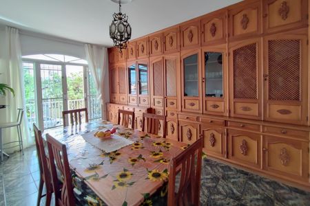 Casa à venda com 178m², 3 quartos e 2 vagasCopa