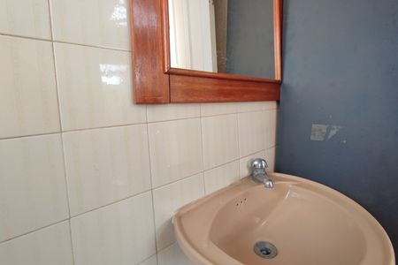 Casa à venda com 178m², 3 quartos e 2 vagasBanheiro de Serviço