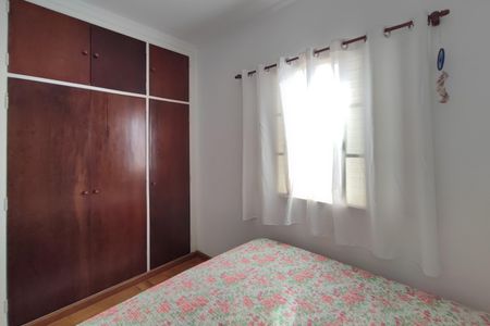 Casa à venda com 178m², 3 quartos e 2 vagasQuarto 3