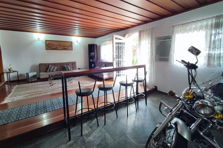 Casa à venda com 178m², 3 quartos e 2 vagasSala de Estar