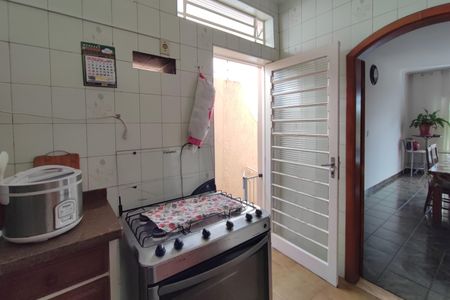 Casa à venda com 178m², 3 quartos e 2 vagasCozinha