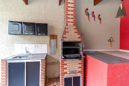 Casa à venda com 145m², 4 quartos e 2 vagas Casa à venda com 145m², 4 quartos e 2 vagasEspaço Gourmet