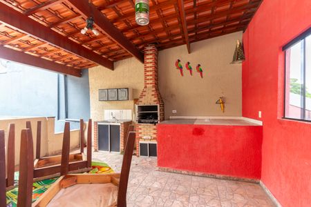 Casa à venda com 145m², 4 quartos e 2 vagas Casa à venda com 145m², 4 quartos e 2 vagasEspaço Gourmet